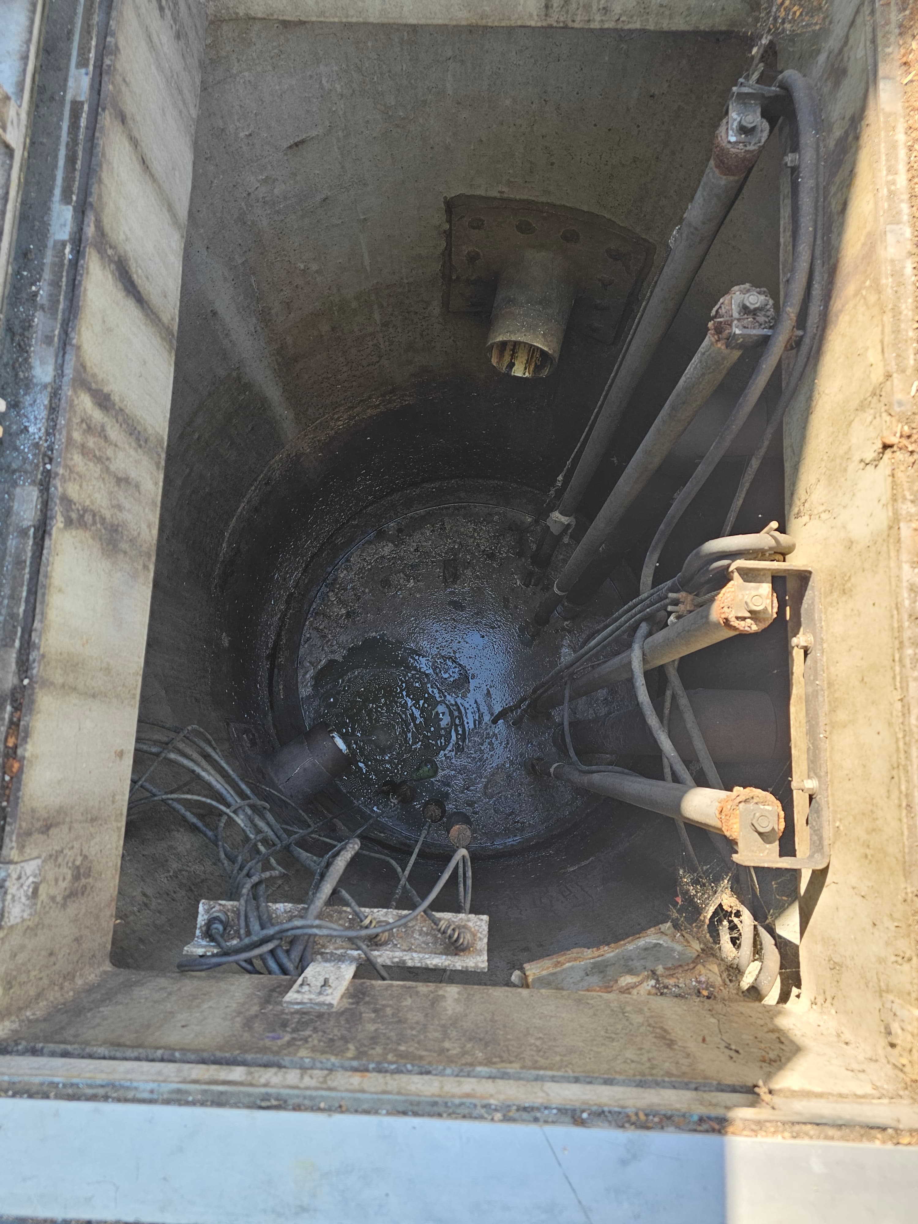 Professional testing of lift station control panel and float switches